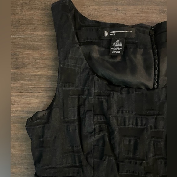 INC International Concepts Black Dress size 6P Mini Pleated Material Buttons - Picture 4 of 12